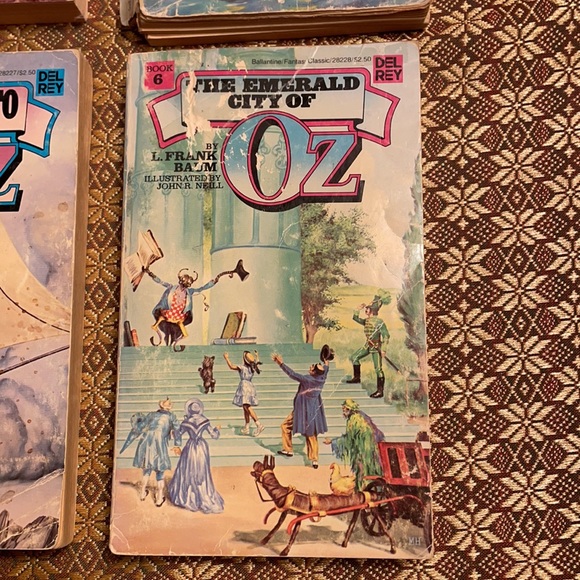 Vintage Wizard of Oz Series Books - Picture 5 of 5